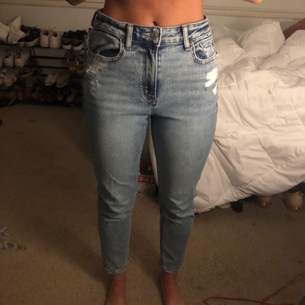 American Eagle mom jeans